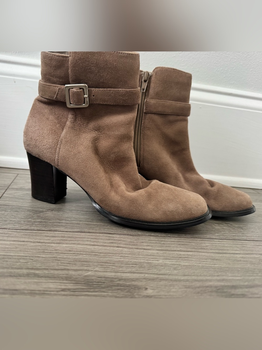 Karen Scott Taupe Suede Ankle Booties with Buckle Strap size 5.5 M